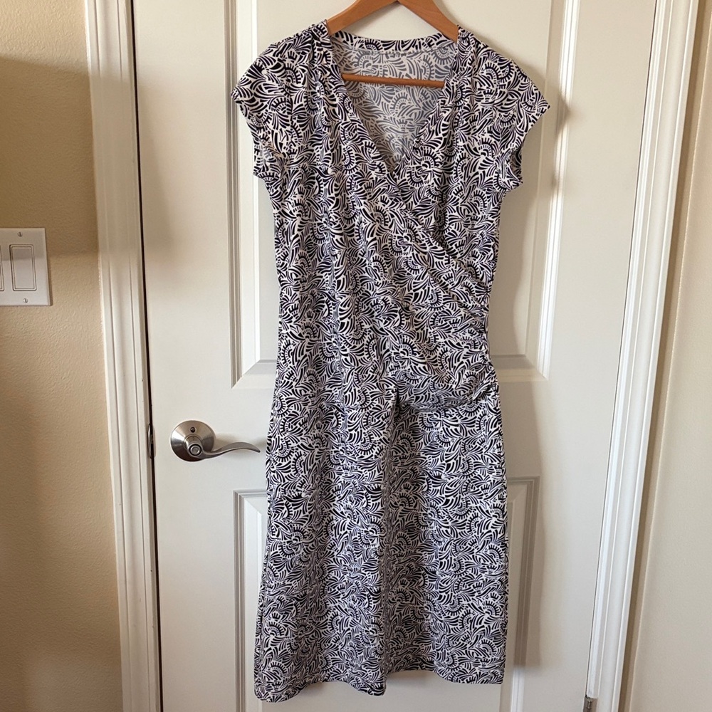 Athleta Black and White Wrap Dress